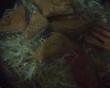 Foto langkah ke 3 dari resep Sup Toge Tahu Simple.