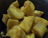 Foto langkah ke 1 dari resep Ketela Pohon Goreng Bumbu Kuning.