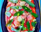 Foto del paso 8 de la receta: Ensalada mediterránea de tomates, atún rojo y hojas de habas