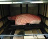 Foto del paso 4 de la receta: Pernil de cerdo al horno. Ideal para fiestas. No falla