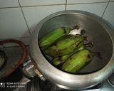 A picture of step 1 of Kacche Kele Ke Kofte.