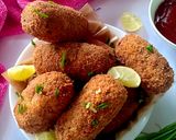 A picture of step 16 of Green garlic pulao croquettes in Spanish style.