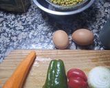 Foto del paso 1 de la receta: Buñuelos de lechuga, arvejas etc