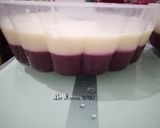 Foto langkah ke 4 dari resep Pudding Buah Naga Lapis Susu.