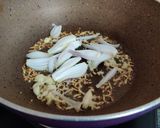 A picture of step 5 of Schezwan Chilli Chicken..