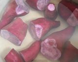 Foto langkah ke 1 dari resep Klepon ubi ungu.