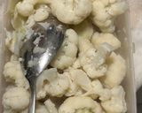 Foto del passaggio 1 della ricetta Cavolfiore gratinato con besciamella e Bleu d'Auvergne