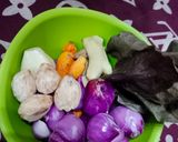 Foto langkah ke 1 dari resep Ayam Ungkep bumbu kuning.