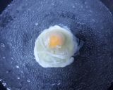 Buggyantott tojásos reggeli recept fázis 2 fotója