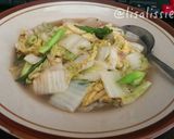 Foto langkah ke 4 dari resep Tumis Kuah Cah Sawi Putih Ayam Sederhana & Wangi Resep Mama.