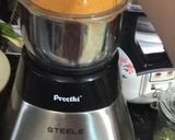 A picture of step 2 of Peri Peri Sauce.