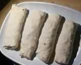 A picture of step 6 of Mecroni big rolls.