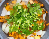 Foto del paso 2 de la receta: ❄️ 🌧️ Sopa crema liviana de verduras en licuadora. Bienvenido #invierno 🌧️❄️
