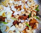 Foto langkah ke 4 dari resep Ayam Kungpao bydeesawitri.