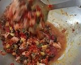 Foto langkah ke 4 dari resep Sambal bawang cumi asin dan keong.