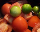 Foto del paso 2 de la receta: Pollo con nopales en salsa de guajillo