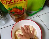 Foto langkah ke 7 dari resep Roti Goreng Isi Coklat (Tanpa Ulen, Adonan Dasar Minyak).