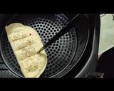 A picture of step 6 of Garlic bread dominos style juls kaur kitchen.