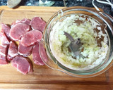 Foto del paso 1 de la receta: Solomillo de cerdo a la mostaza