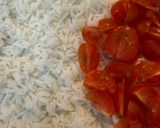 Foto del paso 2 de la receta: Ensalada de arroz con cherry y atún acompañado de vinagreta de almendras