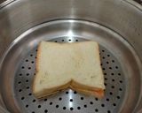 Foto langkah ke 3 dari resep Roti Tawar Kukus Stroberi.