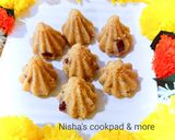A picture of step 6 of Moong dal modak.