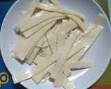 Foto langkah ke 1 dari resep Lumpia Cheese Roll.