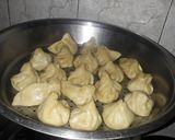 A picture of step 3 of Momos.