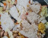 Foto langkah ke 5 dari resep Khao Pad (Nasi Goreng Nanas Khas Thailand).