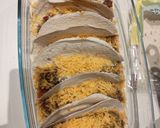 Une image de l'étape 3 de Tortilla au four à la viande hachée, poivrons et champignons.