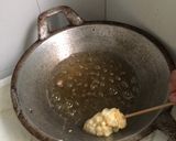 Foto langkah ke 5 dari resep Telur gulung sosis.