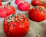 Céklás hamburgerzsemle recept fázis 5 fotója