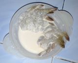 Foto langkah ke 2 dari resep Udang Goreng Tepung.