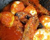 Foto langkah ke 5 dari resep Balado tongkol n telur seuhaaahh.