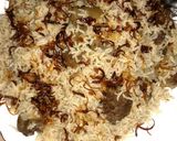 A picture of step 9 of Yakhni Pulao.