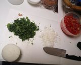 Foto del paso 3 de la receta: Ensalada de nopales con chicharrones de la Ramos