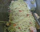 Foto langkah ke 5 dari resep Spaghetti Aglio e Olio.