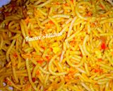 A picture of step 4 of Egg spaghetti.