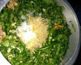 A picture of step 1 of Sarson ka saag.