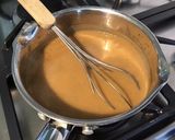 Une image de l'étape 2 de Bœuf aux oignons de roscoff sauce aux champignons.