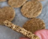 Foto del paso 5 de la receta: Crackers de avena con copos de avena gruesos sin gluten tipo "oatcakes"
