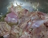 A picture of step 2 of Chicken Makhni Karahi.
