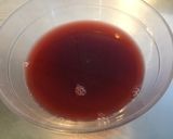 Une image de l'étape 2 de Compote de cerises et kiwis.