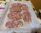A picture of step 4 of Sausage and Stracchino Bruschetta.