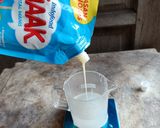 Foto langkah ke 2 dari resep Milky Blue Ocean.