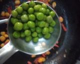 A picture of step 4 of Stuffed capicum.