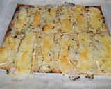 A picture of step 5 of Camembert Bacon Walnut Flatbread Bites.