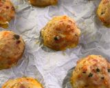 A picture of step 4 of Cheesy Ham & Rice Balls.