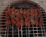Foto langkah ke 4 dari resep Sate kambing bumbu merah.
