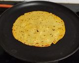 A picture of step 2 of Masala Papad.